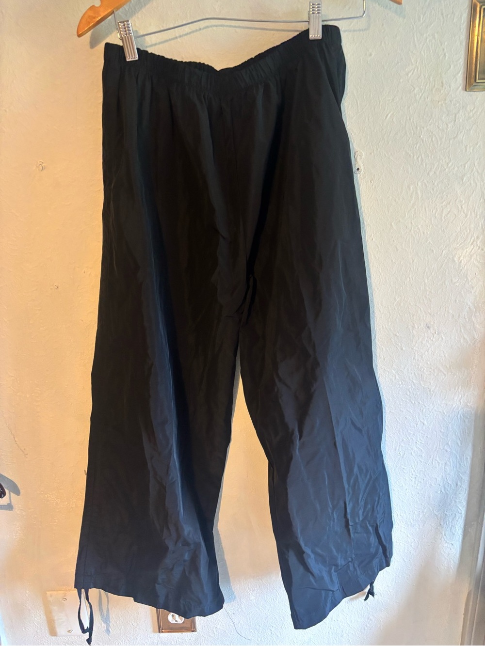 bryn‎ Walker Black Wide-Leg Elastic-Waist Pants